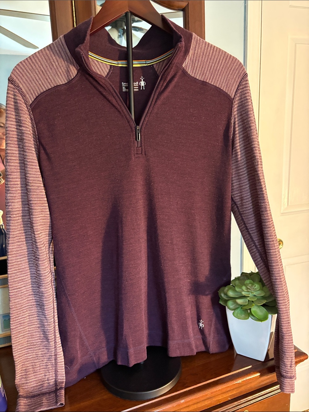 Smart wool Women’s Quarter-Zip women’s Sweater - Deep Plum